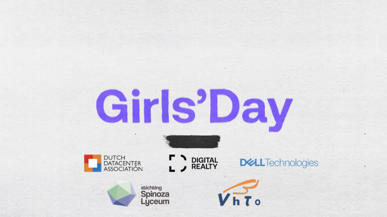 Meiden maken tijdens Girls’day kennis met de wereld achter het internet
